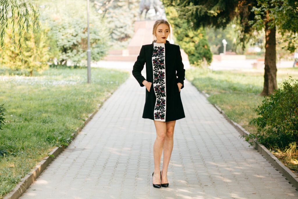 rochie-tip-sacou-midi-cea-mai-buna